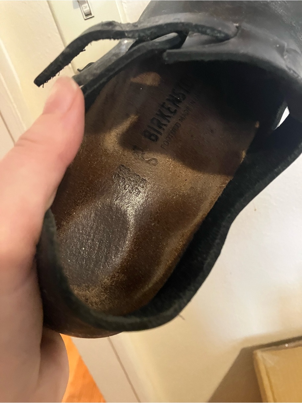 Birkenstock Black London Clog - Picture 6 of 8